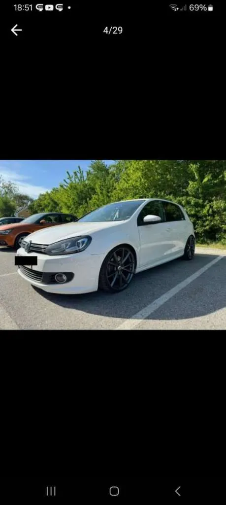Volkswagen Golf 2010 photo 3