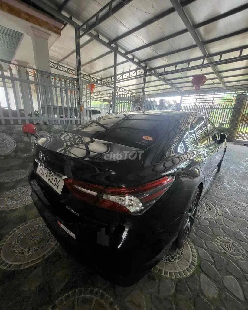 Toyota Camry 2023 photo 3