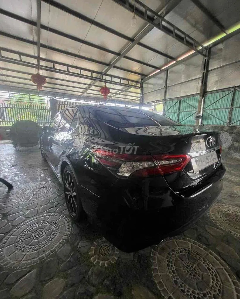 Toyota Camry 2023 photo 4