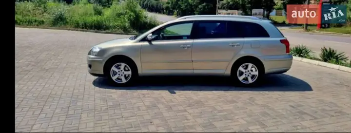 Toyota Avensis 2007 photo 2