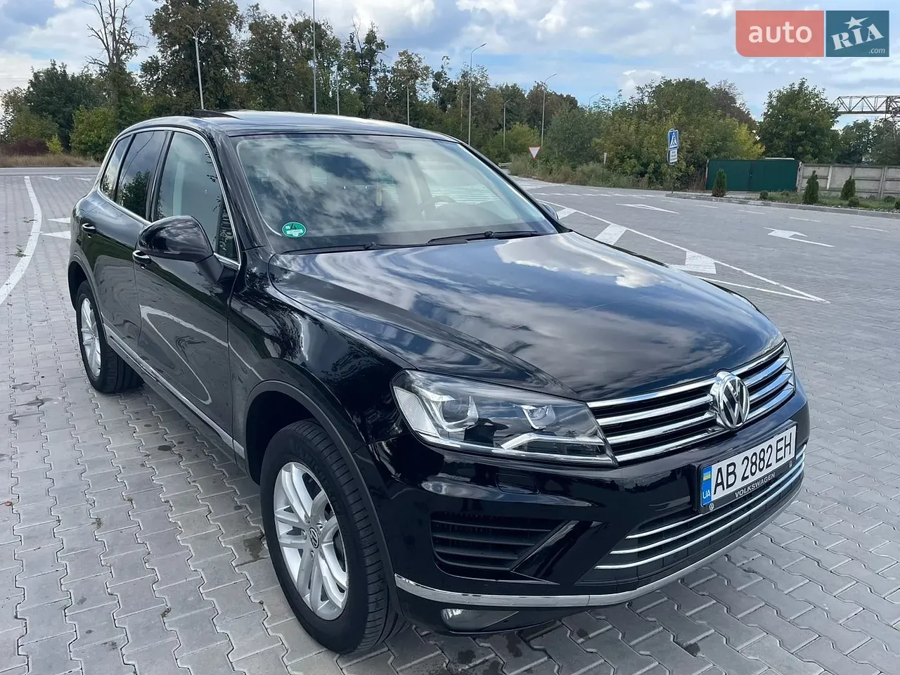 Volkswagen Touareg 2015 photo 3
