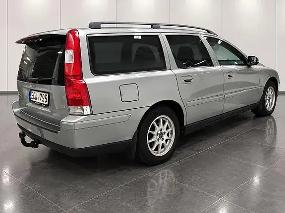 Volvo V70 2007 photo 5