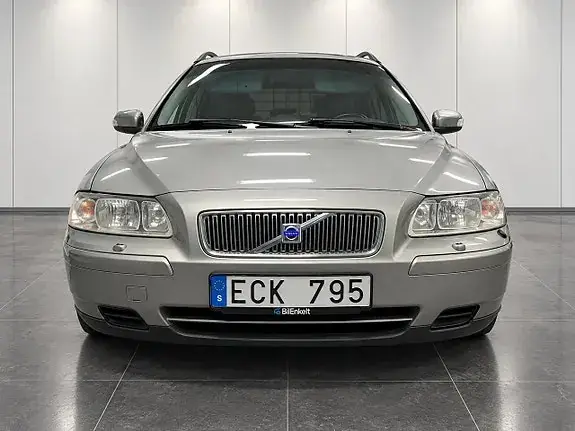 Volvo V70 2007 photo 4