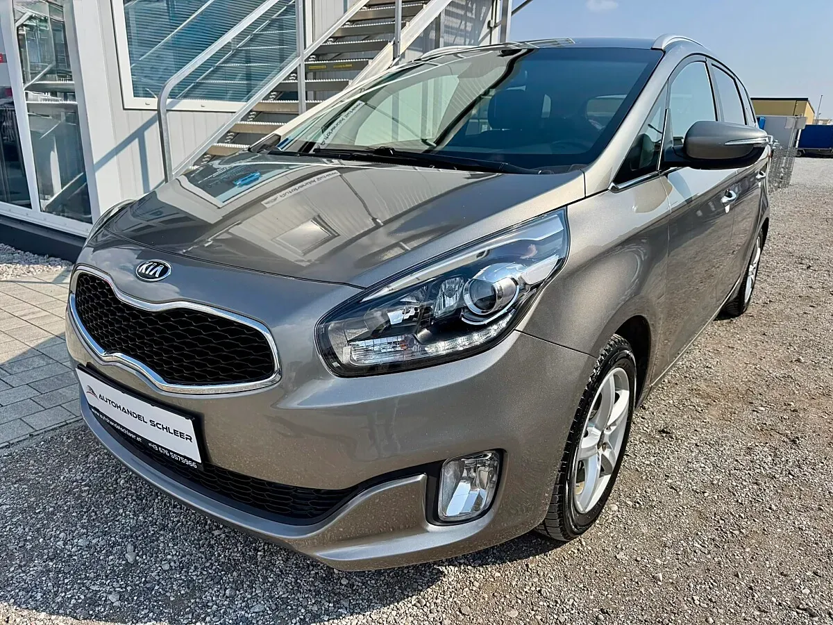 Kia Carens