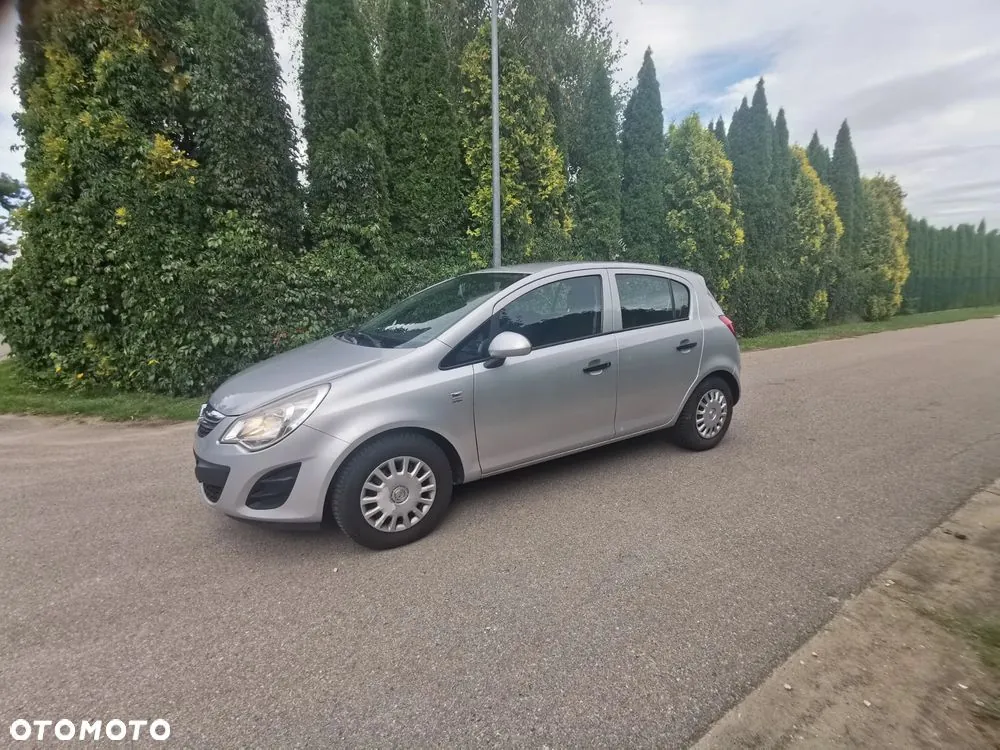 Opel Corsa 2011 photo 2