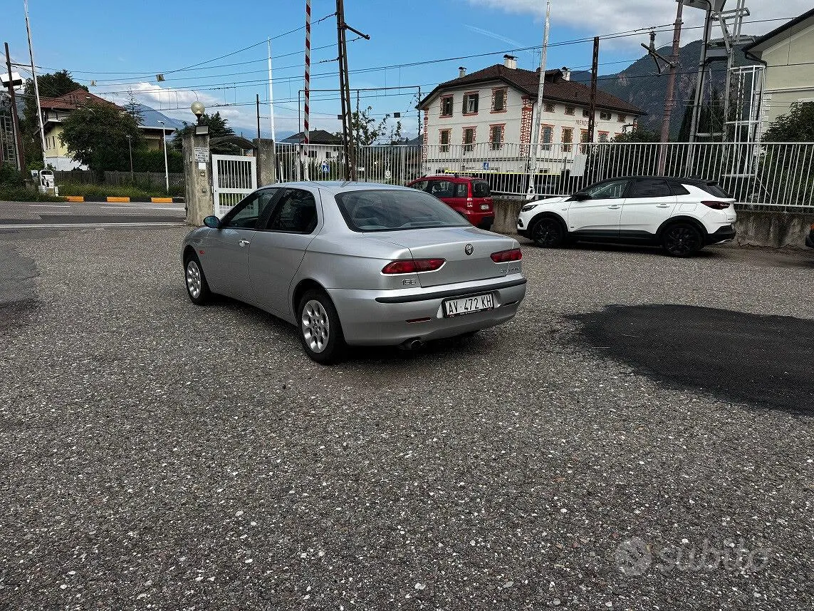 Alfa Romeo 156 1998 photo 4