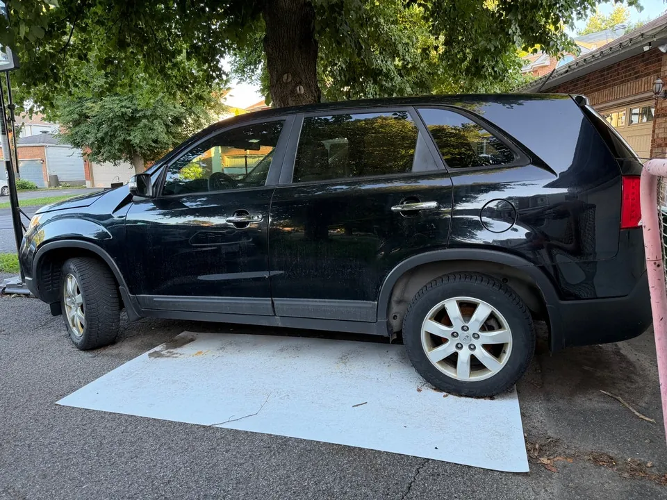Kia Sorento 2012 photo 4