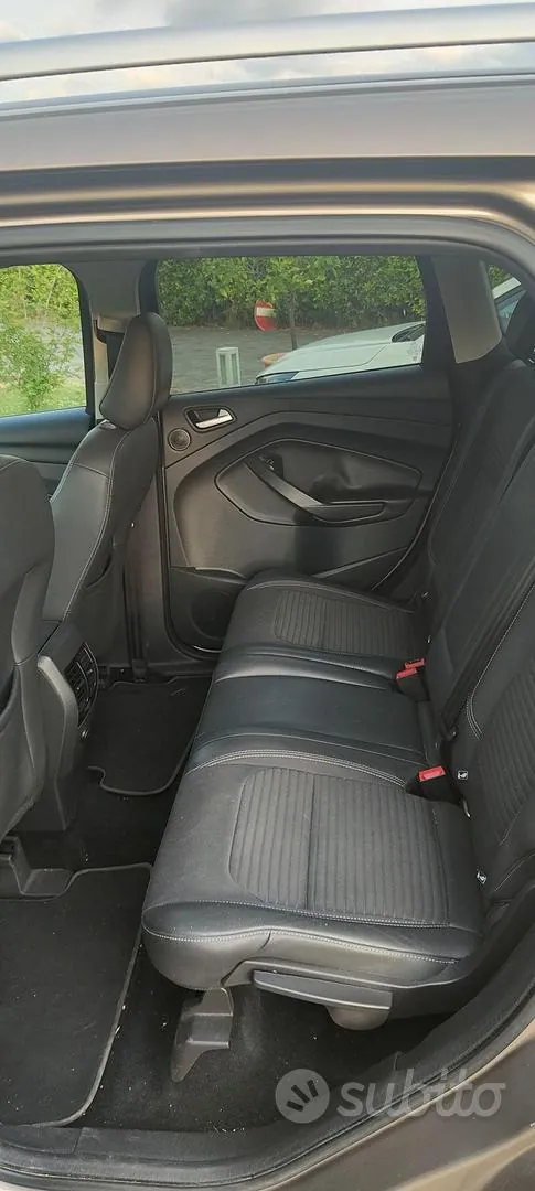 Ford Kuga 2019 photo 3