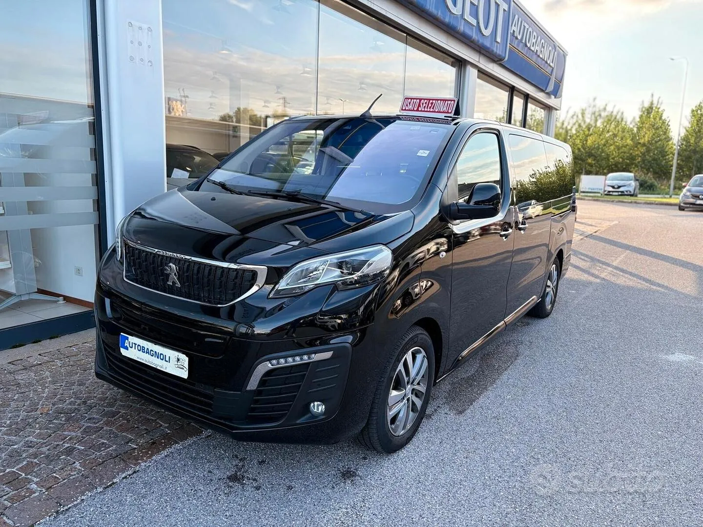 Peugeot Traveller