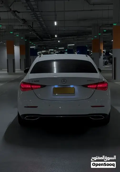 Mercedes-Benz C-Class 2025 photo 3