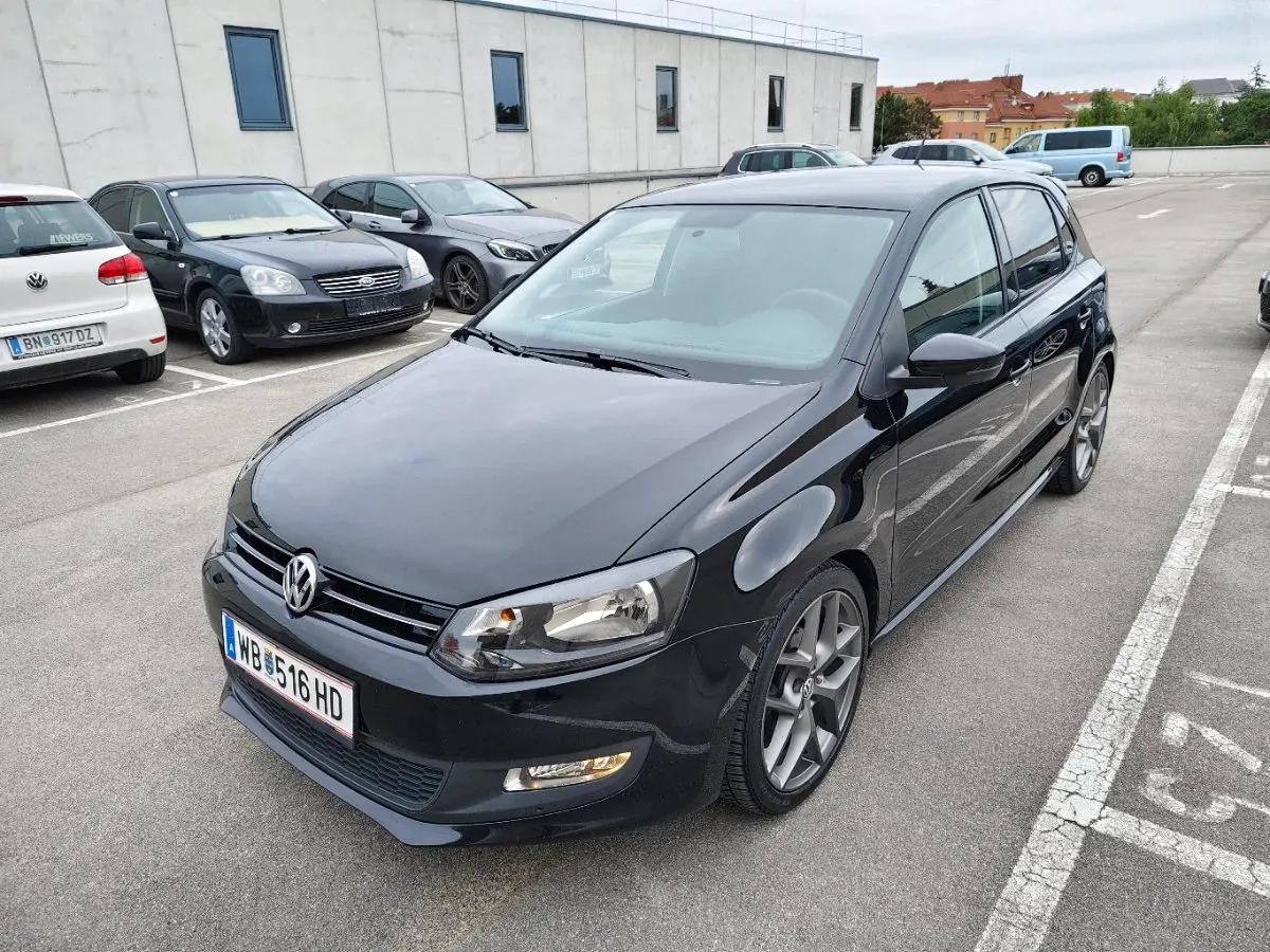 Volkswagen Polo 2012 photo 3