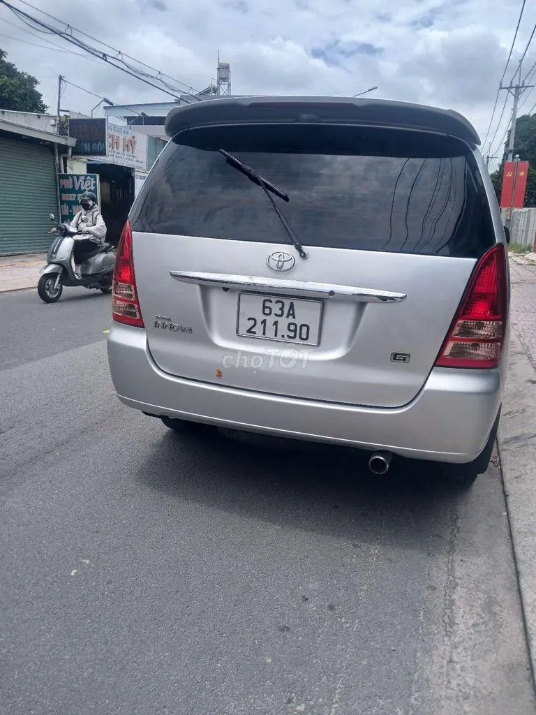Toyota Innova 2008 photo 3