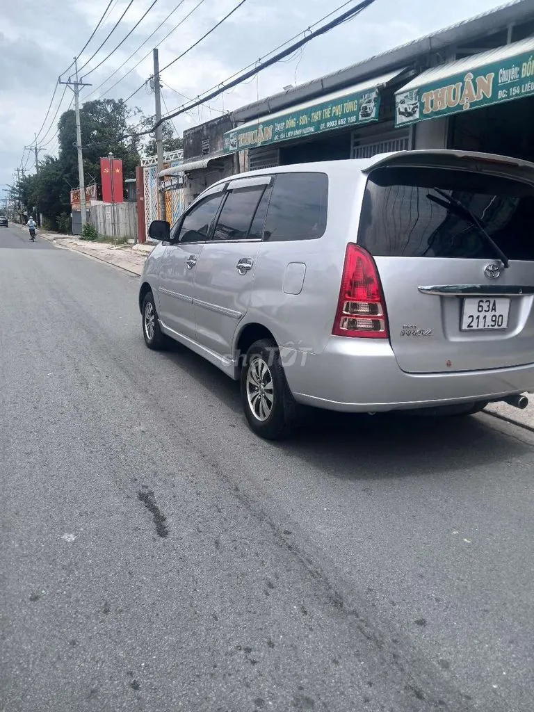 Toyota Innova 2008 photo 5