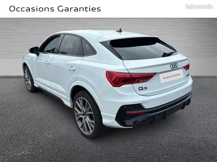 Audi Q3 2023 photo 4