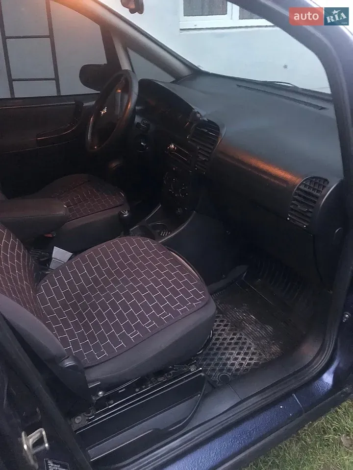 Opel Zafira 2001 photo 4