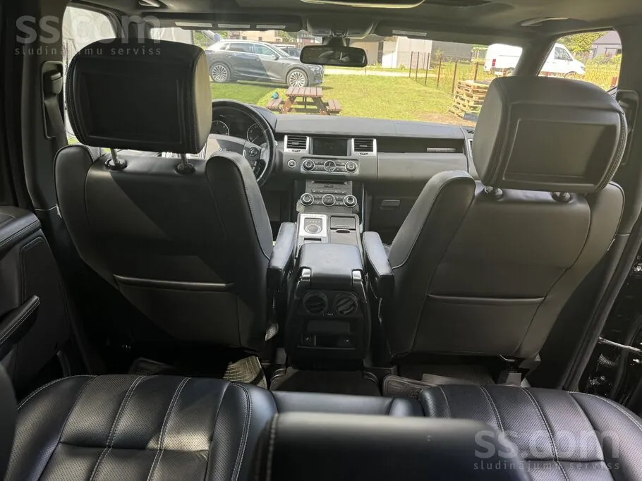 Land Rover Range Rover Sport 2013 photo 4