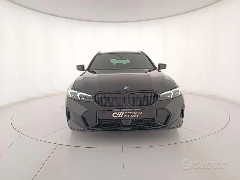 BMW 3 Series 2025 photo 2