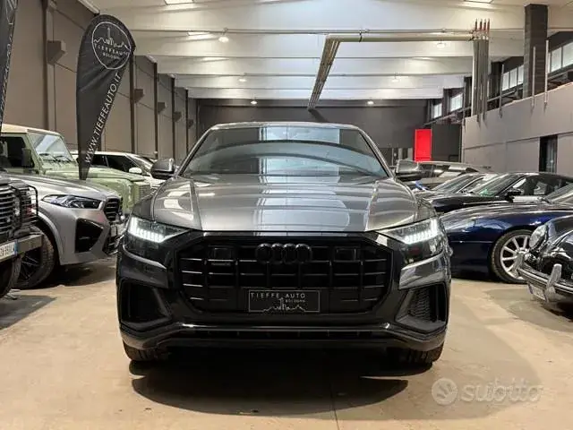 Audi Q8 2022 photo 2