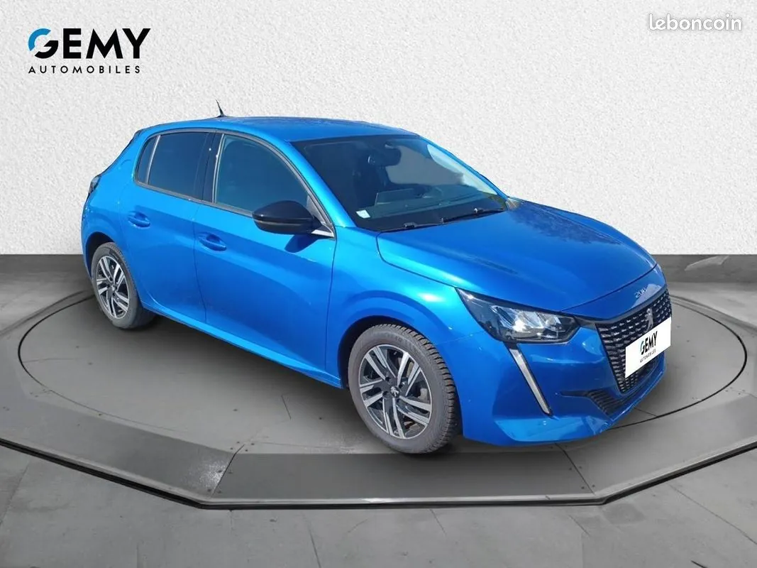Peugeot 208 2022 photo 3