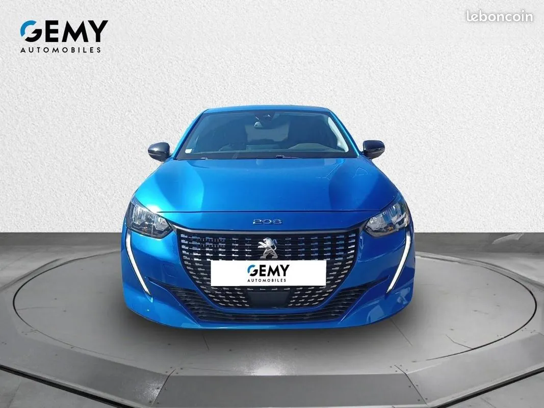 Peugeot 208 2022 photo 2