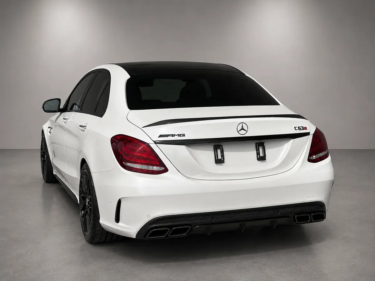 Mercedes-Benz C-Class 2016 photo 3