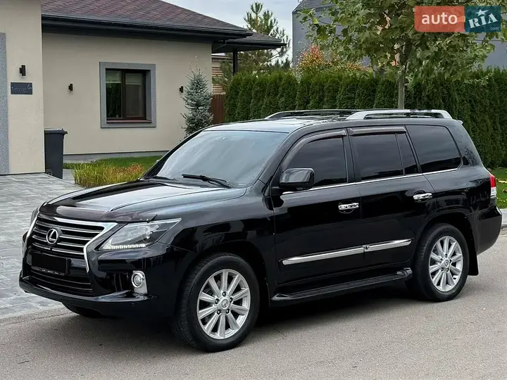 Lexus Lx 2012 photo 5