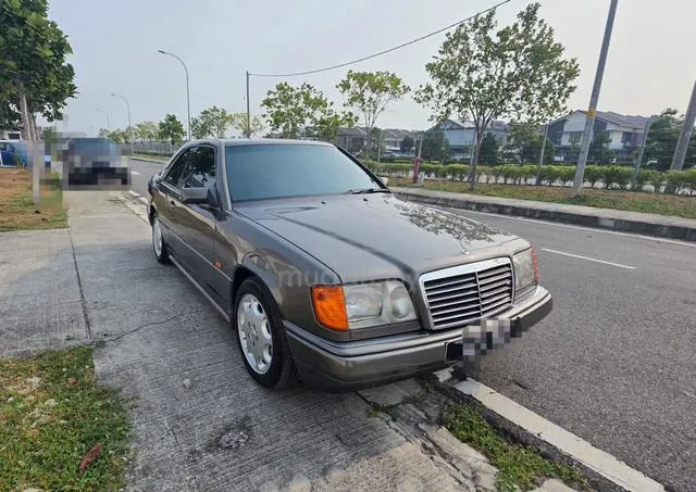 Mercedes-Benz 300Ce