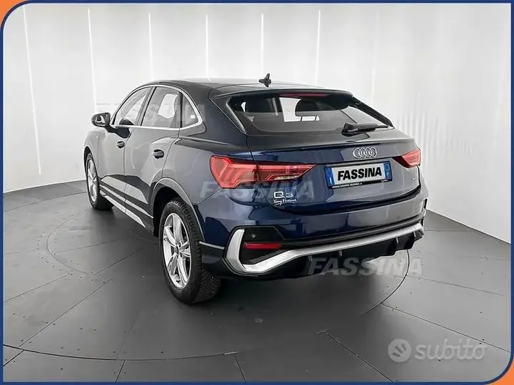 Audi Q3 2023 photo 4