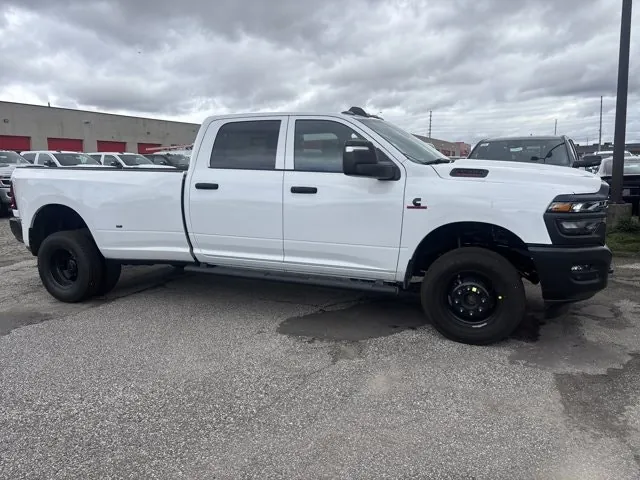 Ram 3500 Tradesman 2027 photo 4