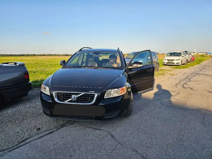 Volvo V50