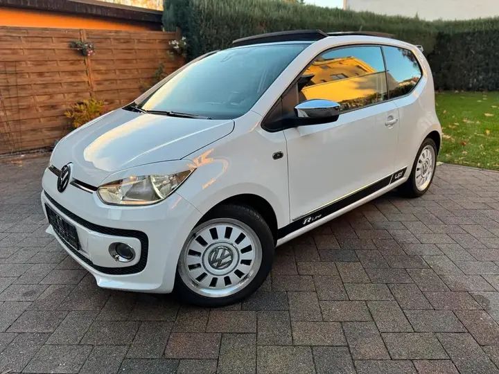 Volkswagen Up