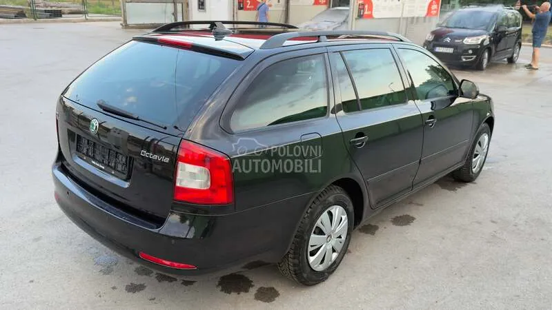 Skoda Octavia 2012 photo 4