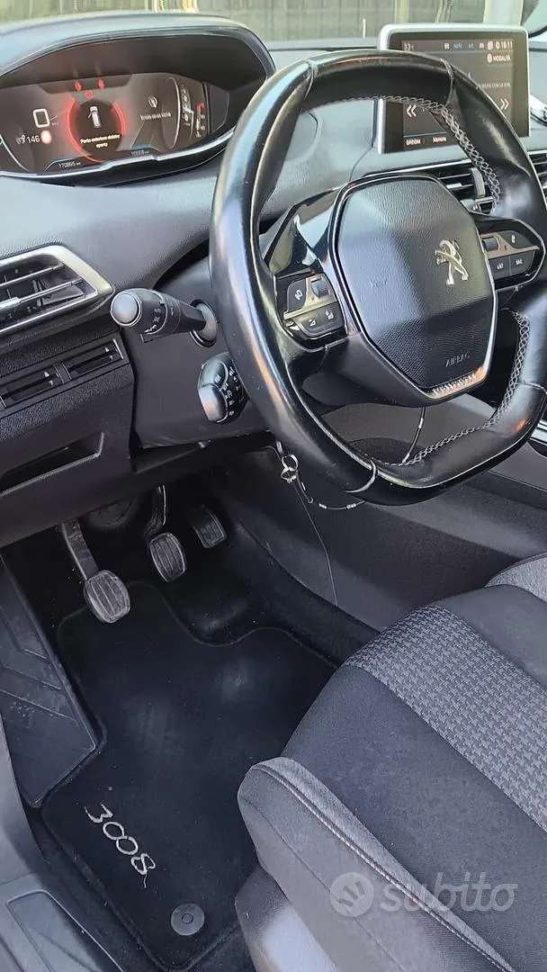 Peugeot 3008 2018 photo 5