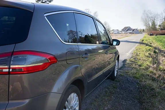 Ford S-Max 2014 photo 5