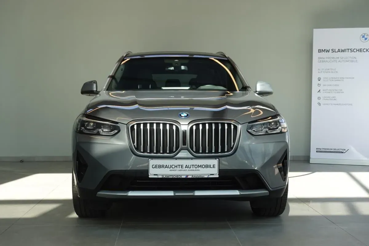 BMW X3 2022 photo 2