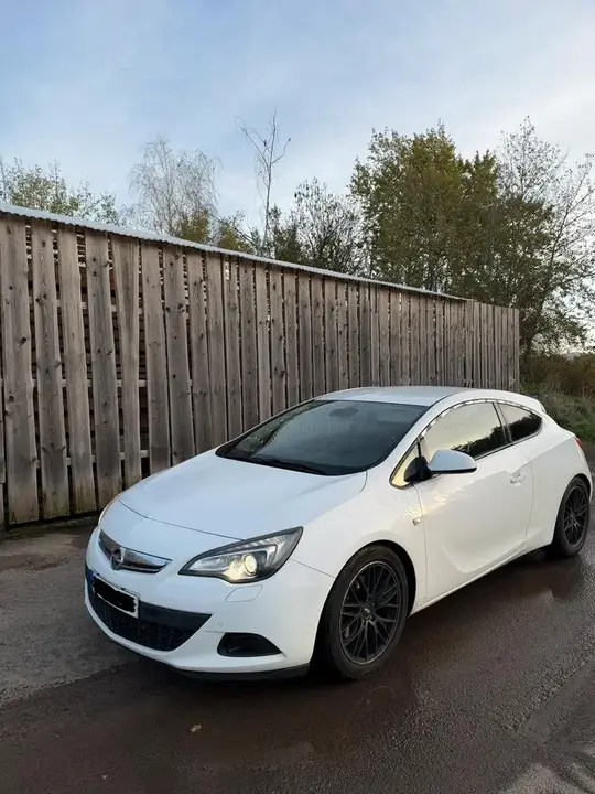 Opel Astra H