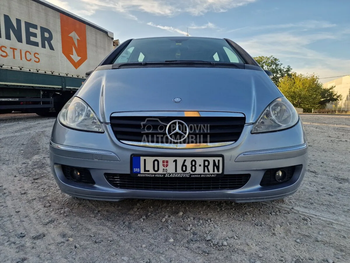 Mercedes-Benz A 200