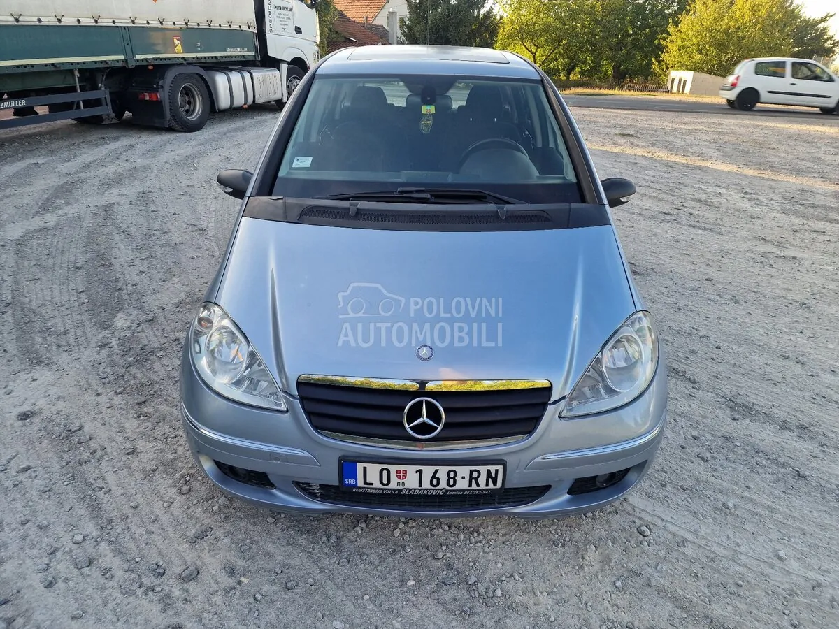 Mercedes-Benz A 200 2006 photo 2