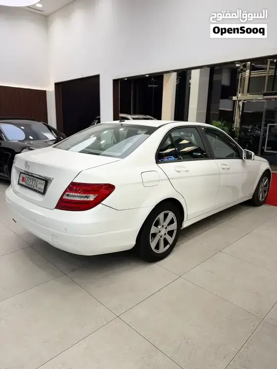 Mercedes-Benz C180 2014 photo 2