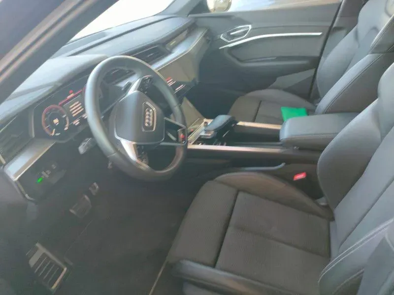 Audi Q8 2024 photo 3