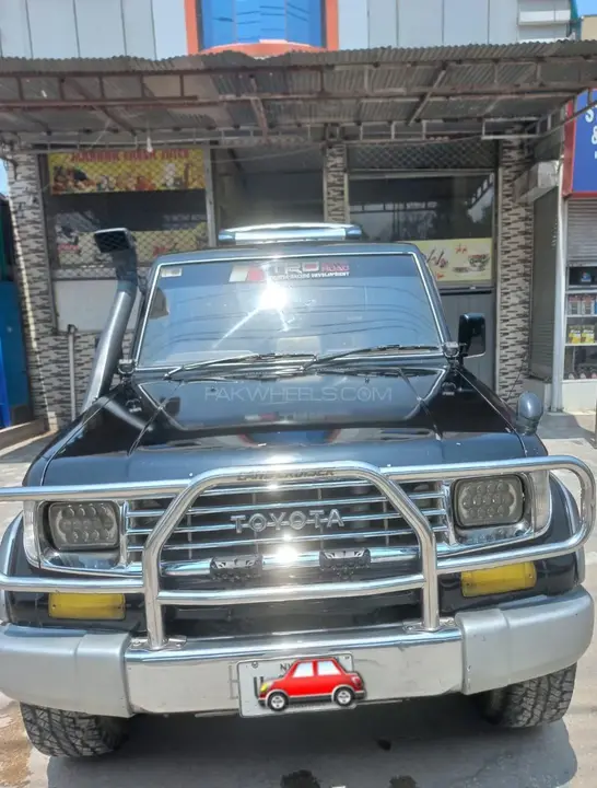 Toyota Land Cruiser