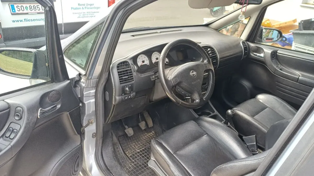 Opel Zafira 2004 photo 3
