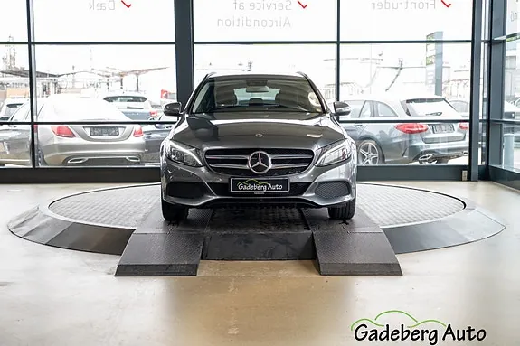 Mercedes-Benz C220 2017 photo 3