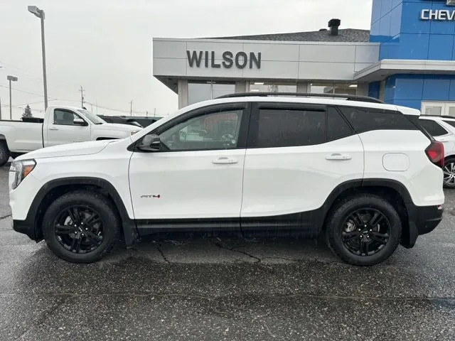 GMC Terrain 2024 photo 4