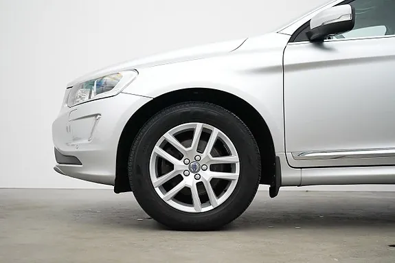 Volvo Xc60 2017 photo 2