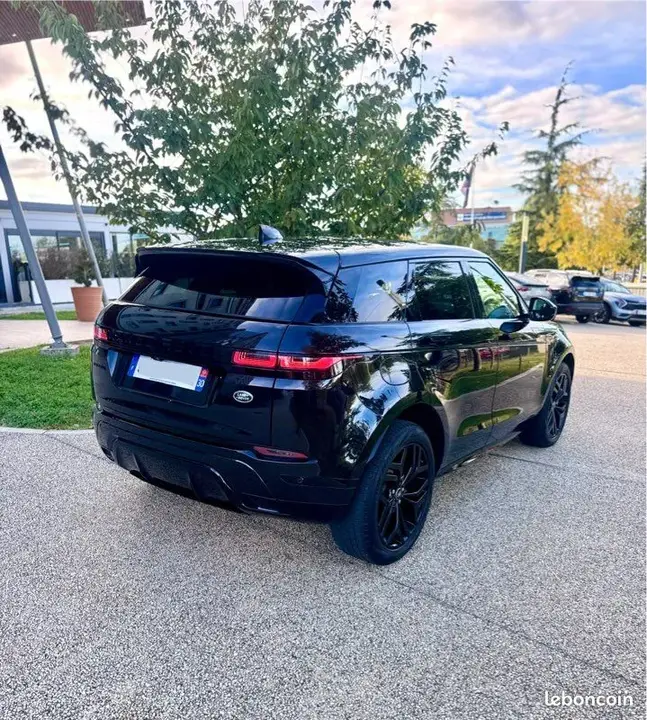 Land Rover Range Rover Evoque 2022 photo 3