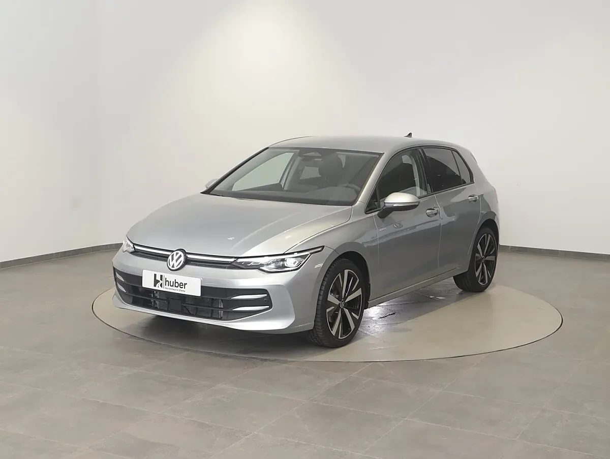 Volkswagen Golf 2026 photo 3