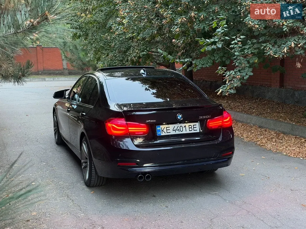 BMW 3 Series 2018 photo 4