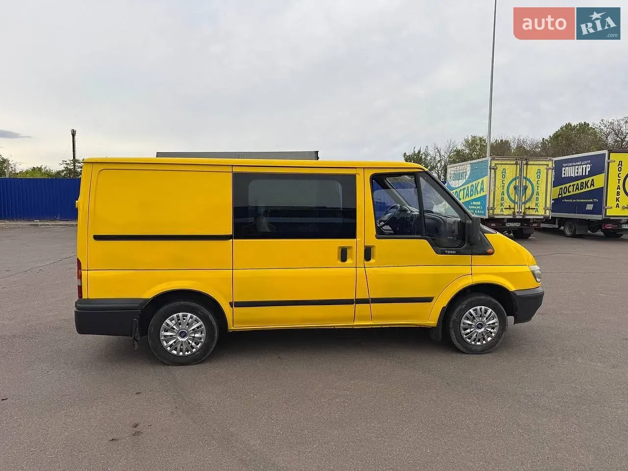 Ford Transit 2003 photo 3