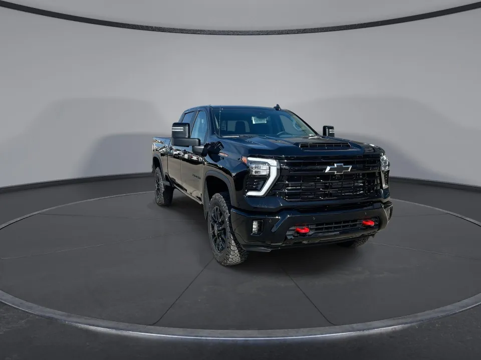Chevrolet Silverado 3500Hd 2026 photo 2